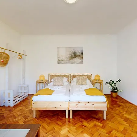 Ubytování v soukromí Kangaroo & Bar Pezinok